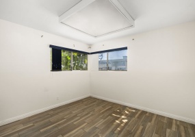 620 S Euclid, Anaheim, Orange, California, United States 92802, 4 Rooms Rooms,2 BathroomsBathrooms,Office,For sale,S Euclid,1064